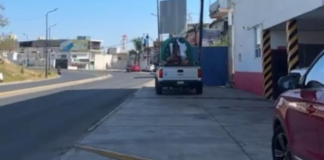 Camioneta de peregrinación arrolla a uno de sus integrantes en Tepexco