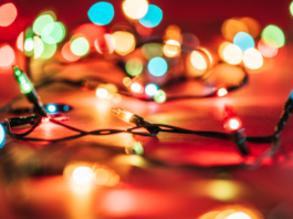 PC emite recomendaciones para instalar adornos navideños