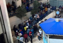 Agricultores toman oficinas de la Conagua en Plaza América