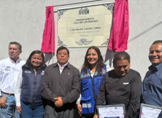 Lupita Cuautle entrega obra de adoquinamiento en la calle De Los Ranchos