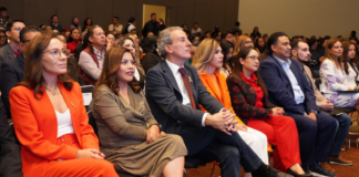 Pepe Chedraui encabeza conferencia contra la corrupción