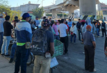 Bloquean crucero Cuatro Caminos por desaparición de inspector