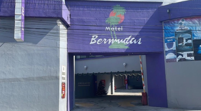 Encuentran sin vida a hombre en motel del bulevar Valsequillo