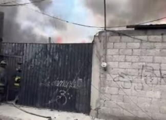 Incendio en Amozoc deja sin electricidad a vecinos; no hay lesionados