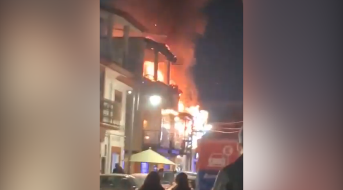 Sofocan incendio en establecimiento de San Andrés Cholula
