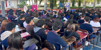 IJMP imparte pláticas de acoso escolar y ciberdelitos a 400 alumnos