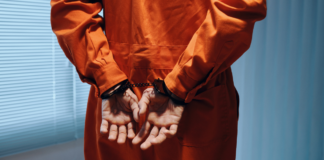 EU repatria a 14 mexicanos condenados por delitos federales