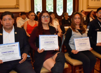 Ayuntamiento de Puebla entrega reconocimientos por igualdad de género