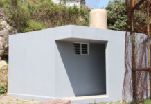 Rehabilitan sanitarios del Campo Deportivo “El Hoyo” en Riego Sur