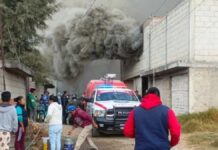 Se incendia taller de salas en Amozoc; sin lesionados