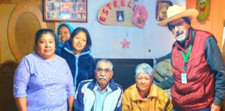 Continúan apoyando a grupos vulnerables en Texmelucan