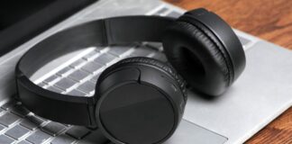 Por temor a espionaje, dejan de usar audífonos Bluetooth en Dinamarca