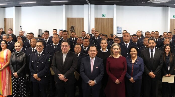 Congreso entrega reconocimientos a Banda Sinfónica de la SSP por 36 años de trayectoria