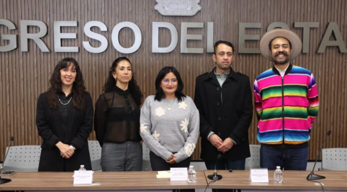 Presentan en el Congreso de Puebla a la Federación Mexicana de Circo