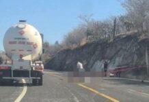 Motociclista pierde la vida en accidente sobre la Izúcar–Acatlán