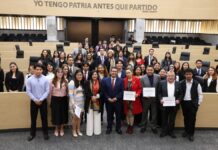 Congreso recibe a estudiantes en programa “Diputado por un Día”