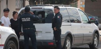 Asalto y balacera termina con dos detenidos en Infonavit El Carmen Gastronómico