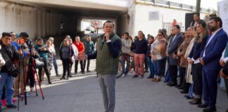 Texmelucan inicia rehabilitación de drenaje pluvial bajo puente de autopista