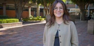 Profesora UDLAP gana premio en los 35th Gotham Awards