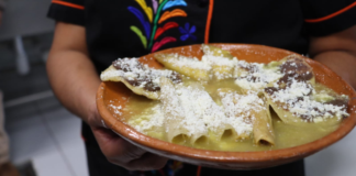 Proponen declarar a las enchiladas de Huauchinango como Patrimonio Inmaterial