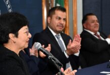 Lilia Cedillo preside informe de labores de prepa Lázaro Cárdenas