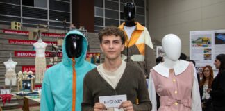 Estudiante IBERO Puebla crea colección de ropa inclusiva para personas con autismo