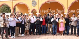 Pavel Gaspar inaugura obras comunitarias en San Pedro Yeloixtlahuaca