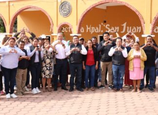 Pavel Gaspar inaugura obras comunitarias en San Pedro Yeloixtlahuaca