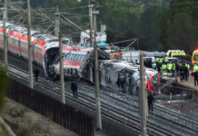 Suman 39 muertos tras accidente ferroviario en España