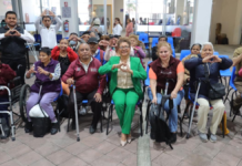 Tere Alfaro entrega aparatos funcionales en Cuautlancingo