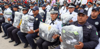Tonantzin Fernández entrega equipo y patrullas a la SSC Cholula