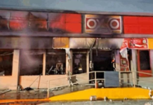 Pirotecnia provoca incendio en establecimiento de Tlaxcala