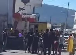 Evitan linchamiento de presunto ladrón de motocicleta en Amozoc