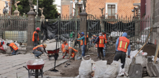 Gobierno de Puebla rehabilita atrio de la Catedral