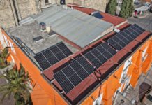 Colocan 20 paneles solares en iglesia de Cuautlancingo