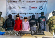 Detienen a pareja por presunto narcomenudeo en Tehuacán