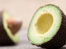 Ataque armado deja dos aguacateros muertos y una herida en Tochimilco