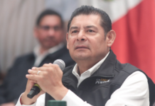 Armenta pide a padres vigilar a sus hijos tras ataque en bar