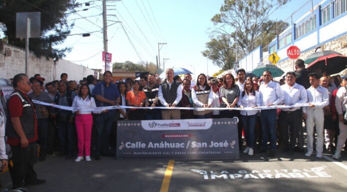 Pepe Chedraui entrega rehabilitación de calles en Ignacio Romero Vargas