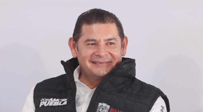 Armenta pide a pobladores no dejarse influenciar por “pseudolíderes” ambientales