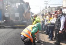 Armenta supervisa pavimentación de la 80 Poniente y 7 Norte tras 30 años de abandono