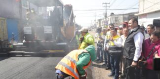 Armenta supervisa pavimentación de la 80 Poniente y 7 Norte tras 30 años de abandono