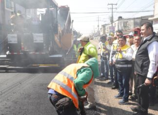 Armenta supervisa pavimentación de la 80 Poniente y 7 Norte tras 30 años de abandono