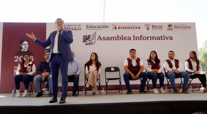 Texmelucan reúne a 5 mil tutores para informar de la Beca Rita Cetina