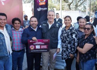 Pepe Chedraui entrega 17 mil bultos de mezcla asfáltica para mantenimiento vial