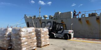 Llegan a Cuba dos buques de México con 814 toneladas de ayuda humanitaria