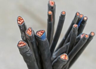 Detienen a siete hombres por robar cables eléctricos en Atlixco