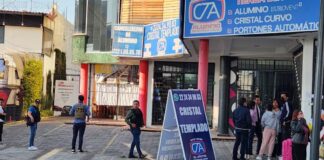 FGE catea lote de autos en Puebla; empleados denuncian irregularidades