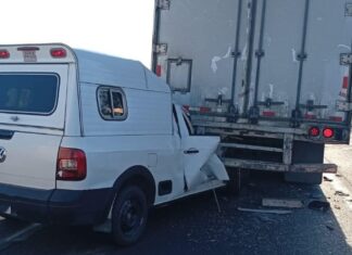 Muere hombre prensado tras choque en la Puebla–Orizaba