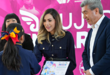 Promueven interés de alumnas poblanas en la ciencia